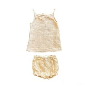 ⭐️H&M cream colored muslin tank top and shorts two piece set size 3T